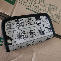 HARVEYS DISNEY WALLET