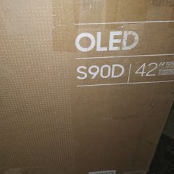 SAMSUNG 42"INCH OLED 4K S90D!! NO LEGS 