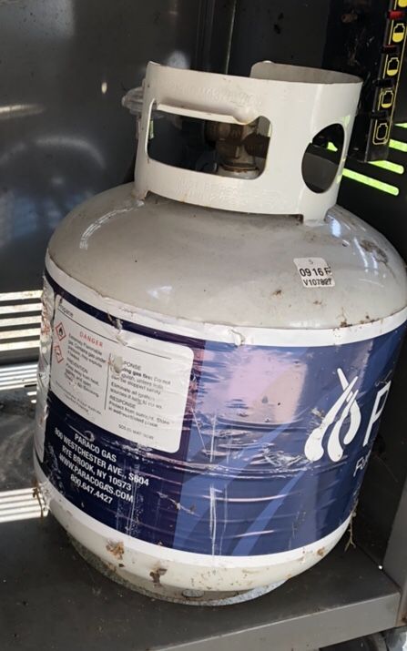 Exchangeable LP Propane Tanks