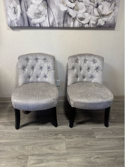 Set of 2 chairs