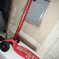 MICRO MAXI SCOOTER