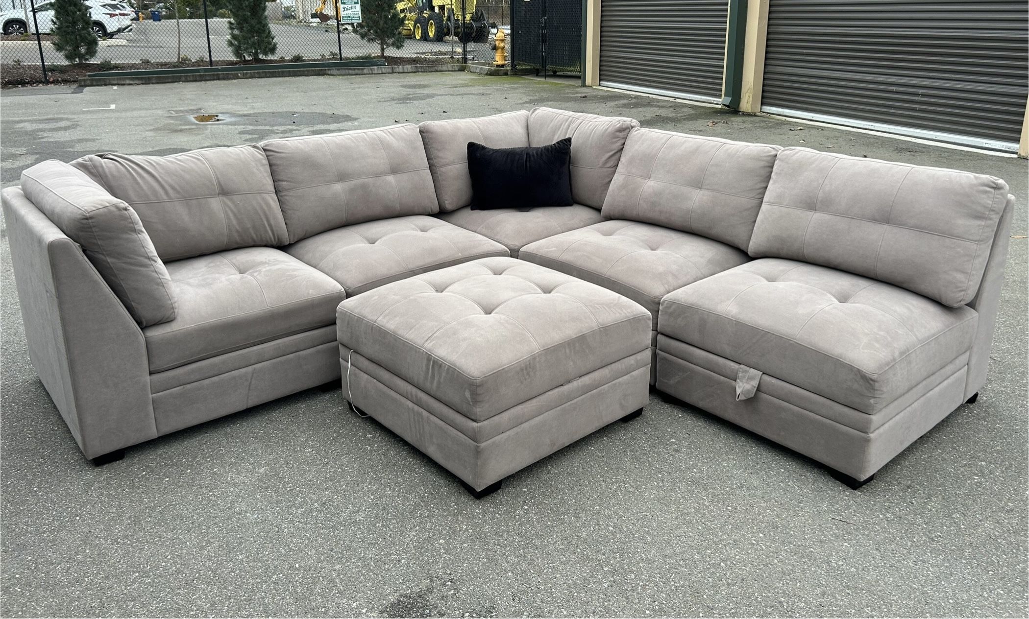 Sectional Couch 
