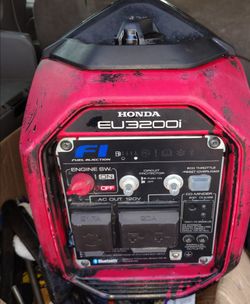 Honda. Whisper           héroe 3200 w