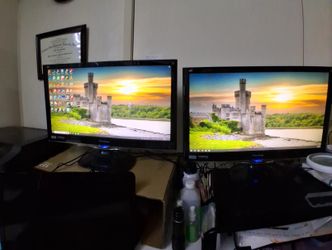 Dual Viewsonic Monitor