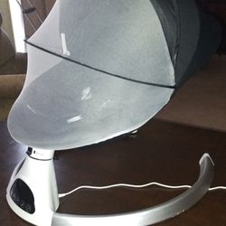 Auto Rocking Baby Bouncer