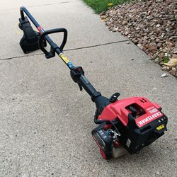 Craftsman WC210 Gas Powered String Trimmer $60 with trade-in or $85. 23 mile and Card Macomb Township Michigan
Reliable Craftsman WC210 string trimm