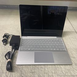 Microsoft 1943 Surface Go -12.4” 