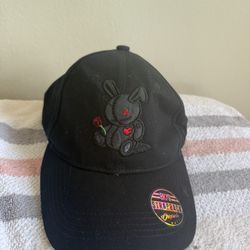 Lucky Charm Black Hat 