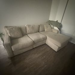 NEED GONE 10/30 100$ Or Best Offer 