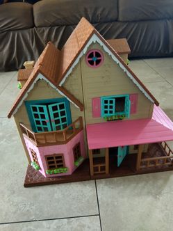 Lil Woodzeez toy house