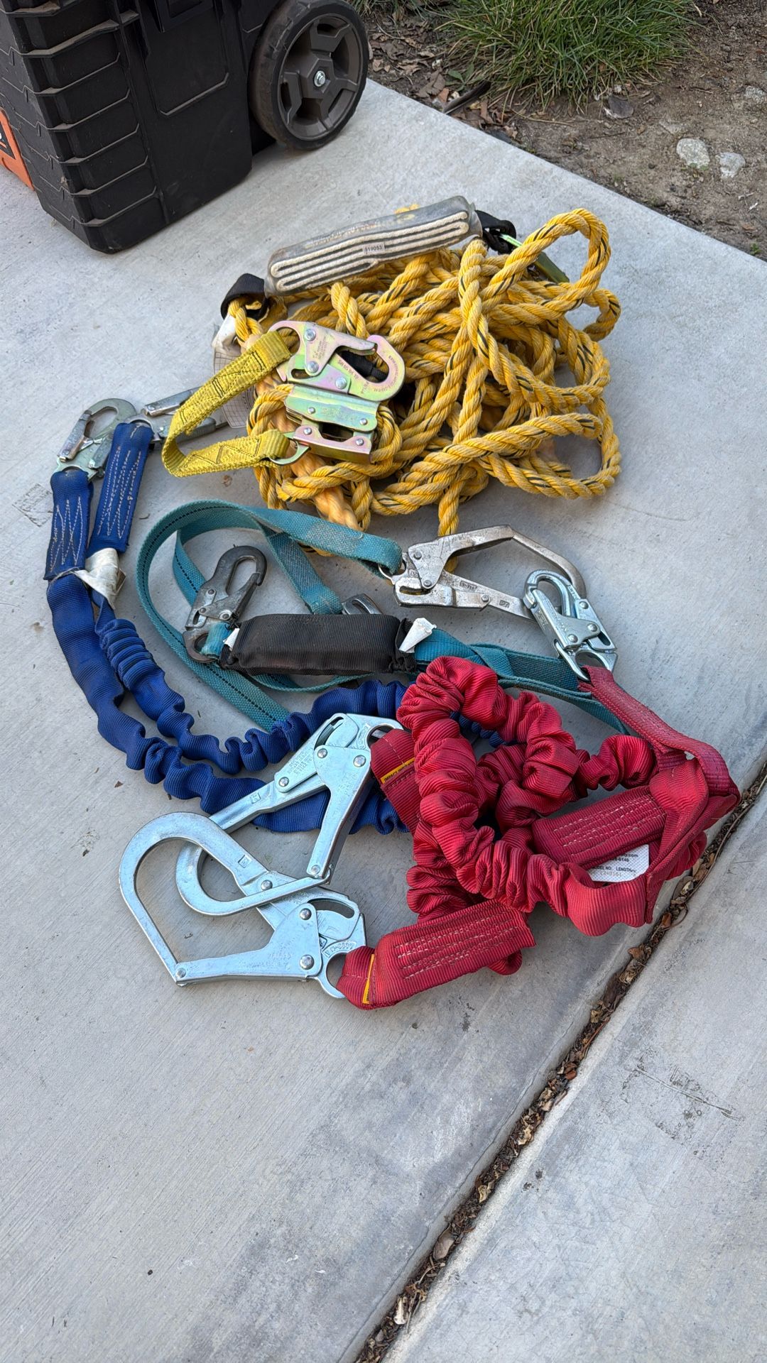 Guardian Fall Protection, Lifeline, And Safety Harness