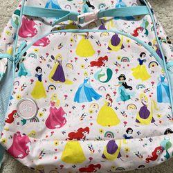 Simple Modern Backpack With Lunch Bag And A Matching Lunch Container 