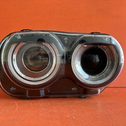 2015-2022 Dodge Challenger RT Halogen/LED Headlight OEM