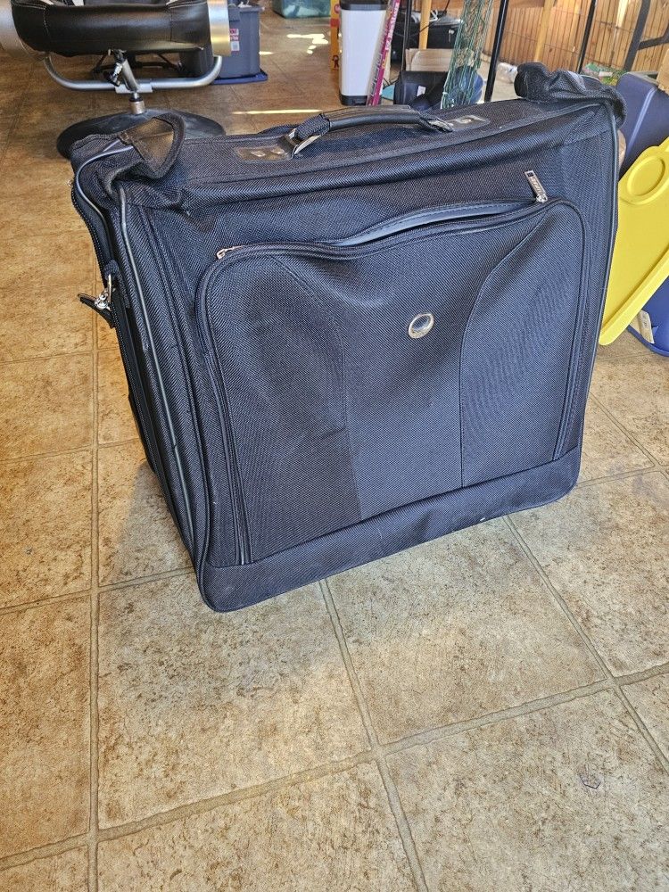 Lucas Garment Bag