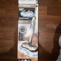 Shark Steam & Scrub Steam Mop – Brand New