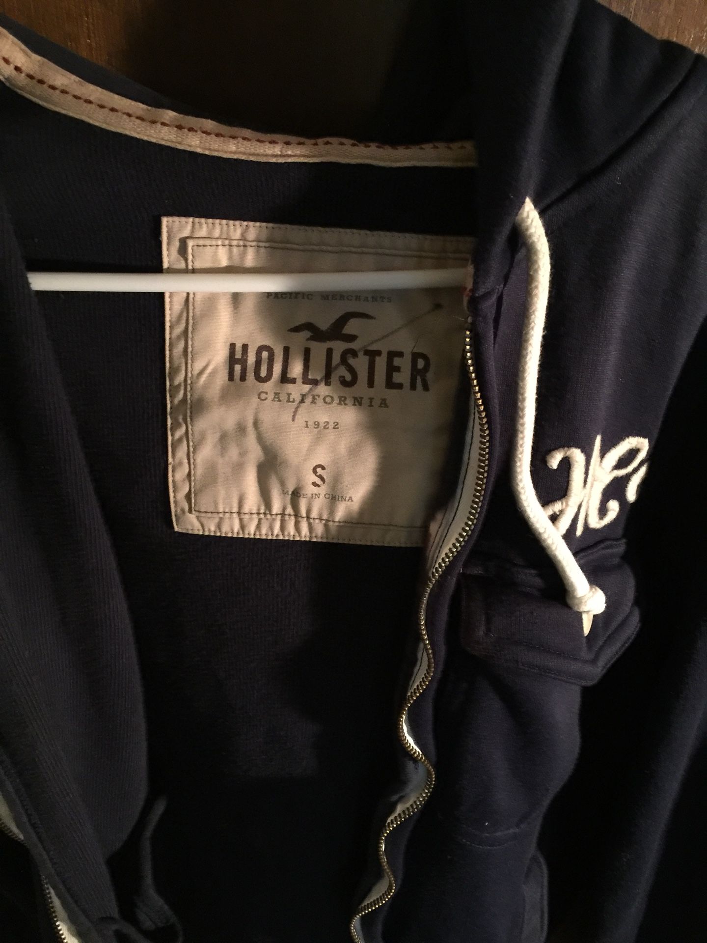 Navy hollister hoodie small