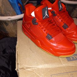 Air Jordan 4