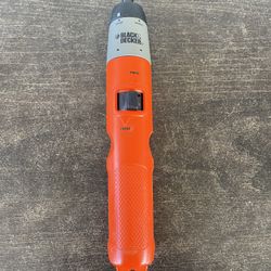 Black & Decker Cordless 2.4 Volt Screwdriver 9072