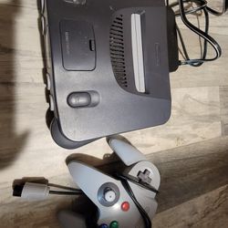Nintendo 64 With Controller