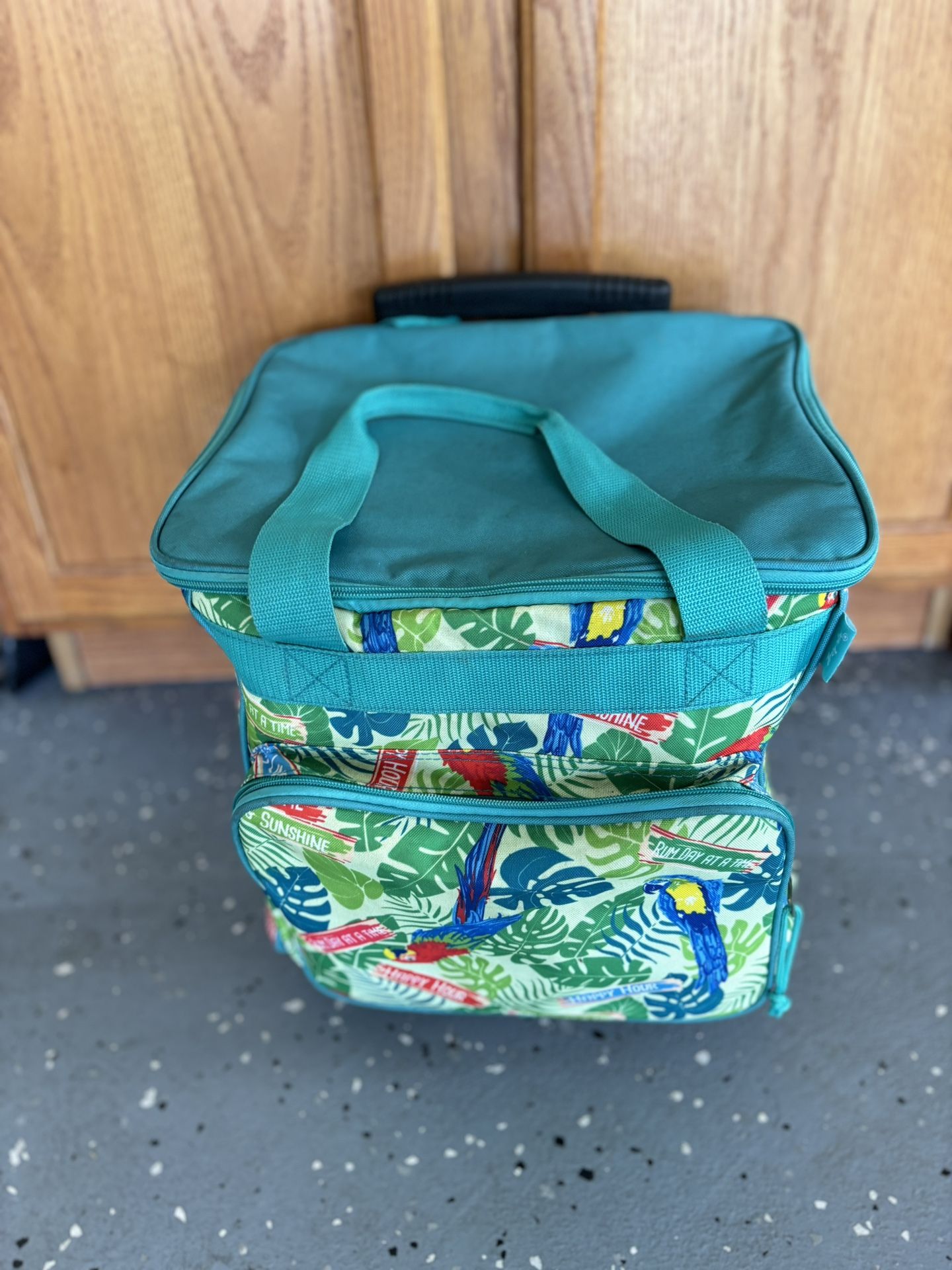 Tropix Cooler On Wheels