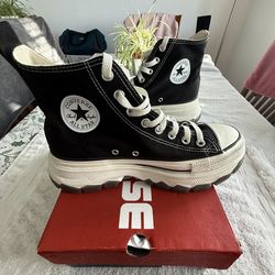 Chuck Taylor Trekwave Hi Black. Sz 8