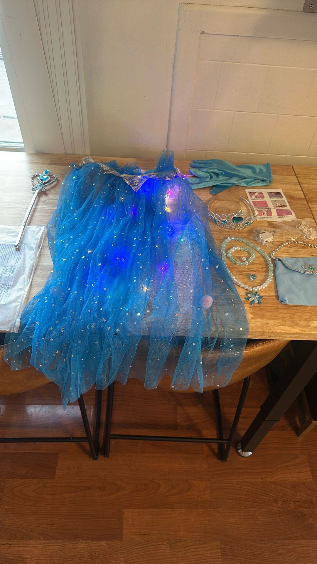 Light Up Princess Dress Up Clothes for Girls 3 4 5 6, Princess Costume with Toy for Kids Toddlers Birthday Gift