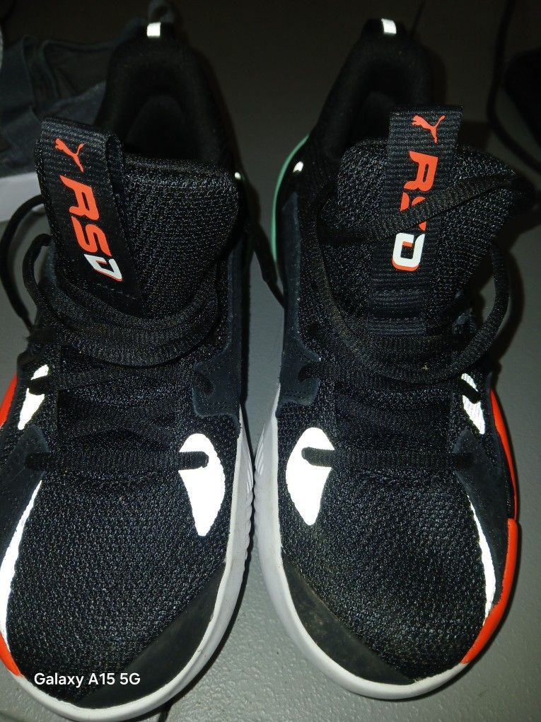 Puma Basketball Sneakers