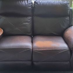 Manual Reclining Love Seat Sofa

Dimensions 
69 Inch Length 
24 Inch One Seat
27 Inch seat height