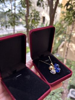 Red Velvet Jewelry Box 