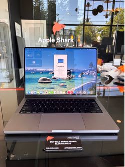 Apple MacBook Pro 14” M2 Pro Chip 16GB RAM 512SSD! 90 day warranty! We offer financing