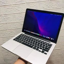 Apple MacBook Pro 13” Retina I5/8GB/256GB SSD $220