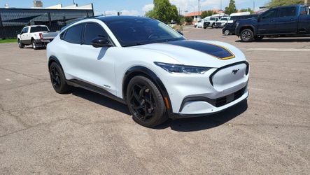 2022 Ford Mustang Mach-E