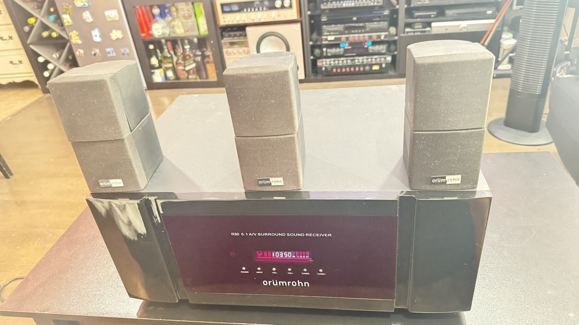 ORUM ROHN R50 5.1 SURROUND SOUND HOME THEATER SYSTEM