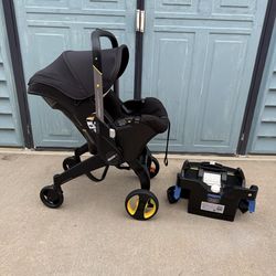 Doona stroller/ car seat