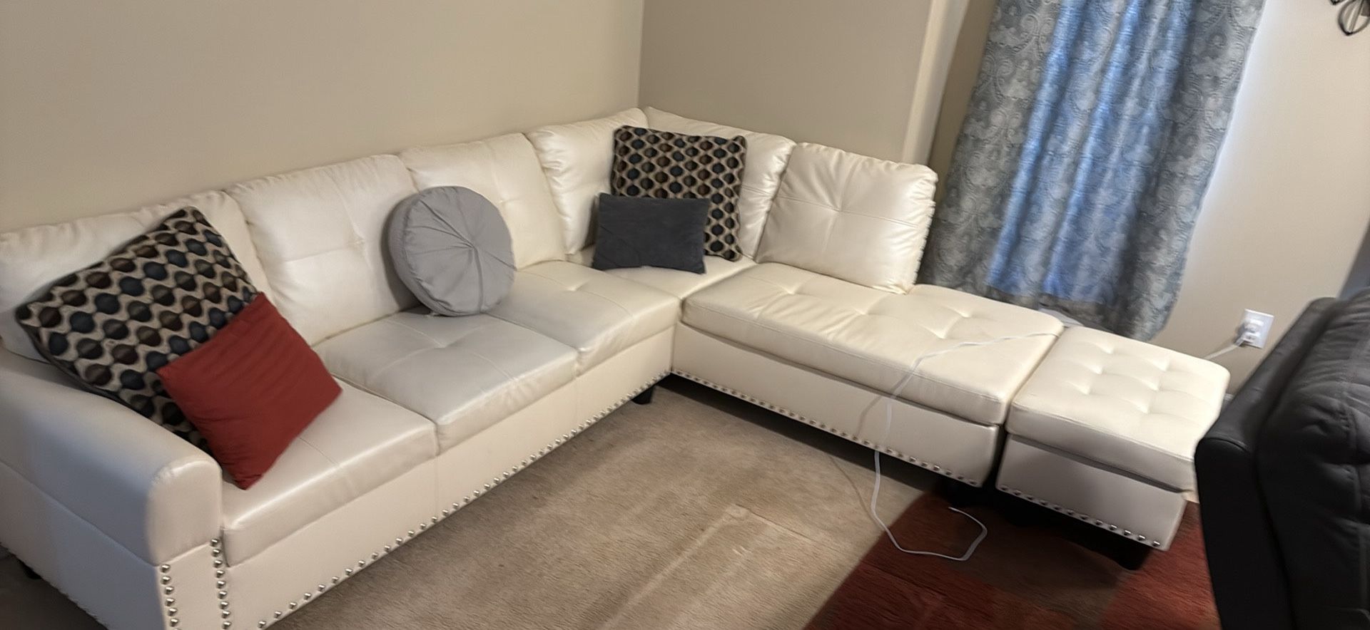 Sectional Couch With Ottoman  (pickup Only )