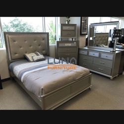 Queen Bedroom Set