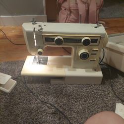Sewing Machine 