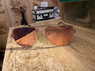 QUAY  Australia sunglasses