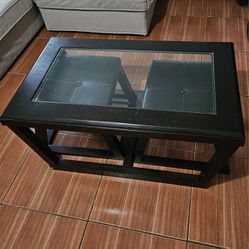 Coffee Table With Stools 