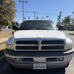 2001 Dodge Ram 2500 Quad Cab · SLT Pickup 4D 8 ft