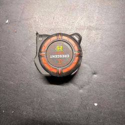 Crescent Lufkin WORKHORSE Nite Eye 25-ft Tape Measure – Customer Return