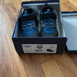 OshKoshB’gosh Toddler Shoes 8M Black