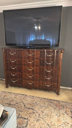Wooden dresser