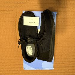 Size 7 Black Hey Dudes