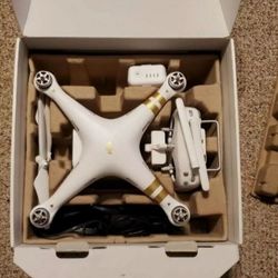 DJI Phantom 3 Professional Quadcopter 4K Gimbal  RTF GPS Camera Drone w/extras 