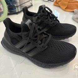 Adidas Ultraboost Size 6.5 Woman 