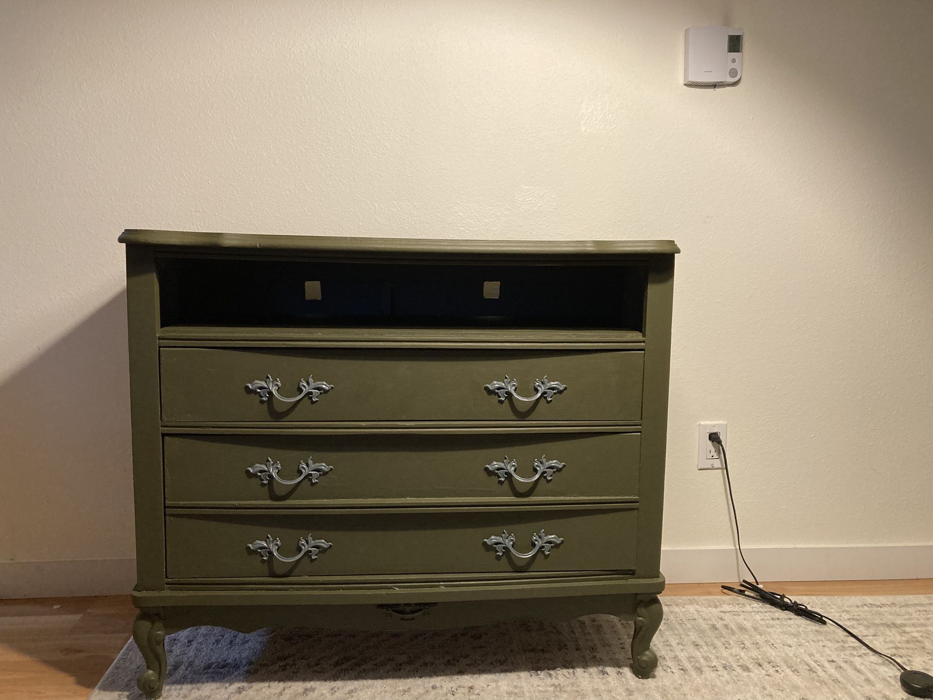 Green Dresser