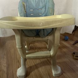 COSCO Adjustable Baby High / Feeding Chair