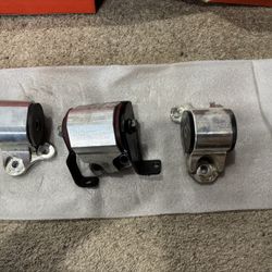 97/01 Honda crv hasport motor  mounts will fit 96/00 Honda civic ek 