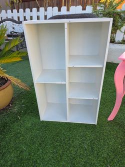 Bookshelf